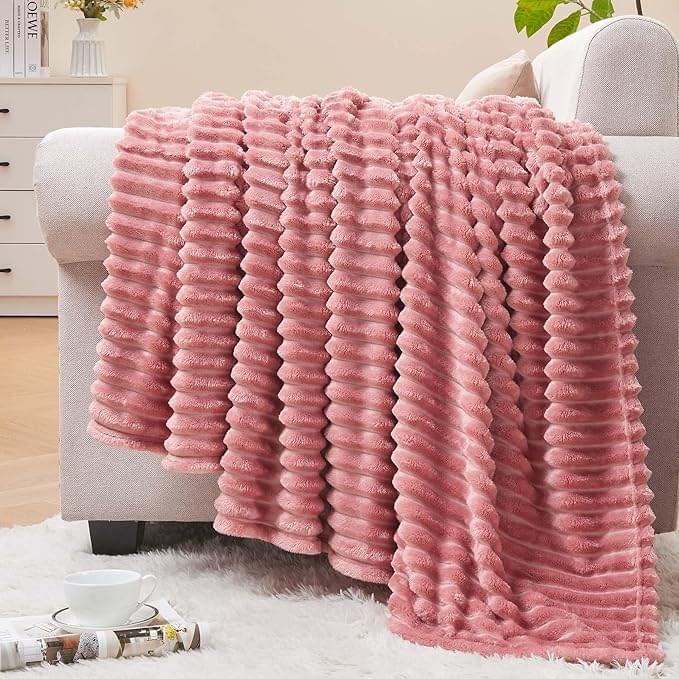 BEDELITE Fleece Blanket - Image 1